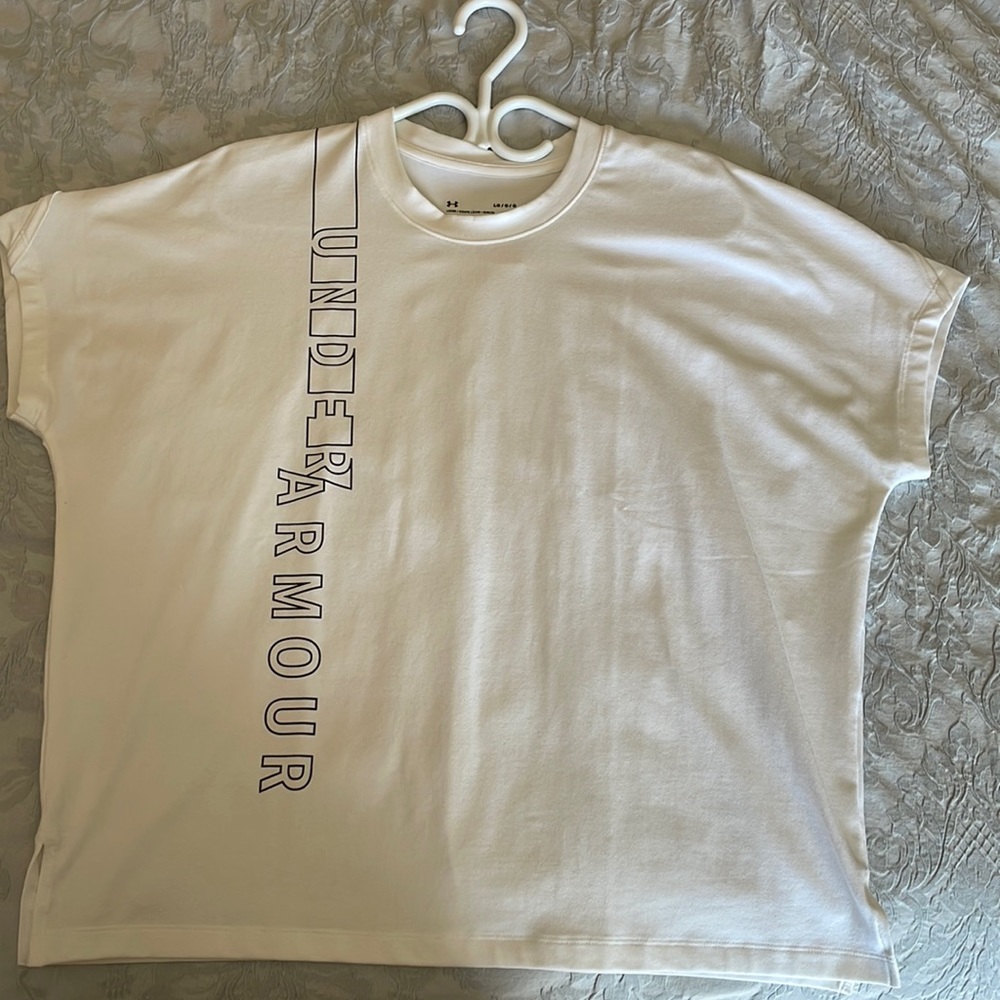 Under Armour Top